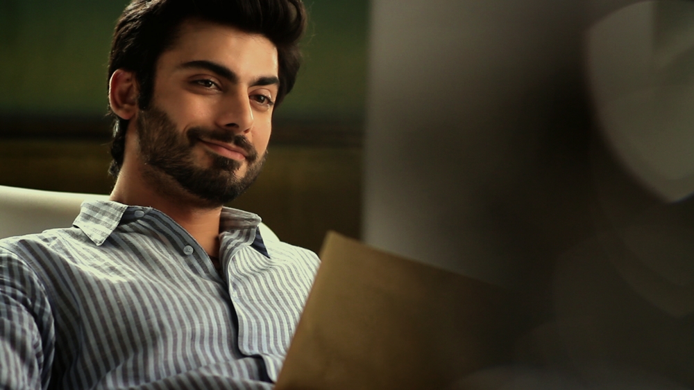 Qualification and education of Fawad Khan